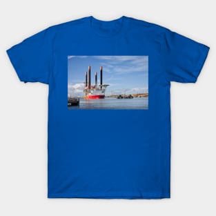 Busy afternoon on the River Blyth T-Shirt